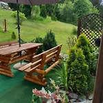 Monteur- Und Waldrauschen アパート *