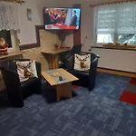 Monteur- Und Waldrauschen アパート *