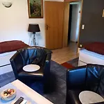 アパート Monteur- Und Waldrauschen