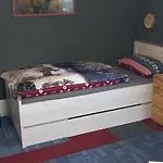 Apartament Monteur- Und Waldrauschen *