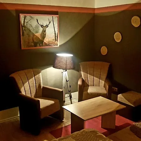 Monteur- Und Waldrauschen Apartment