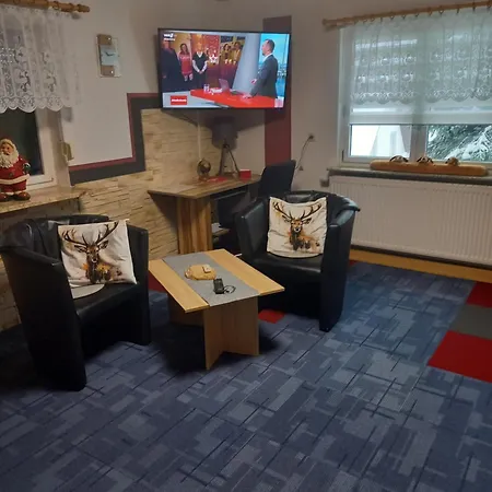 Monteur- Und Waldrauschen Apartman *