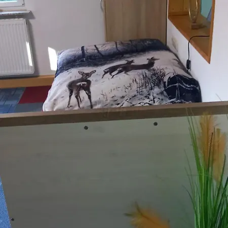Monteur- Und Waldrauschen Apartment